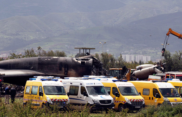 В Алжире в катастрофе самолета погибли 257 человек 