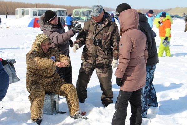 В УФСИН Якутии состоялись соревнования по зимней рыбалке