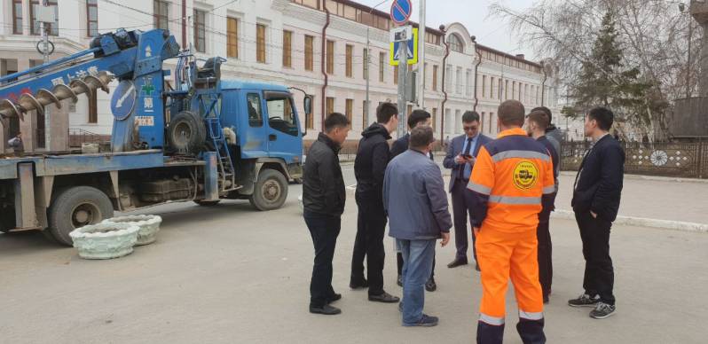 Чиновники из якутского правительства помешали открытию улицы Кирова