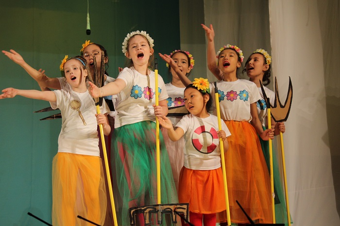 Театр юного зрителя приглашает детей на спектакли 
