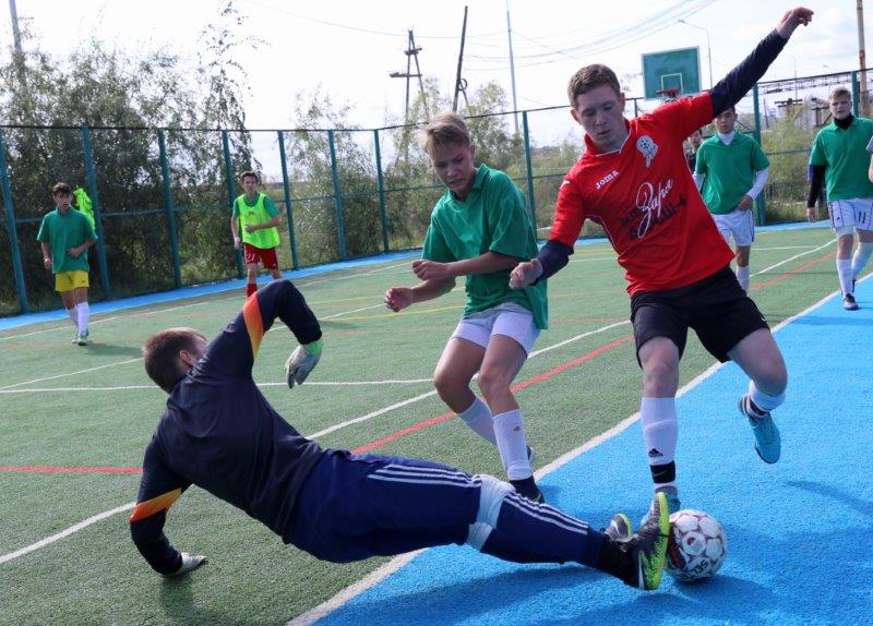 Энергетики в Якутске провели для юных футболистов свой чемпионат