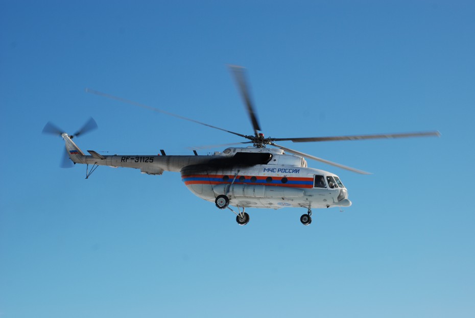 На Колыме туристы из Санкт-Петербурга эвакуированы вертолётом МЧС России