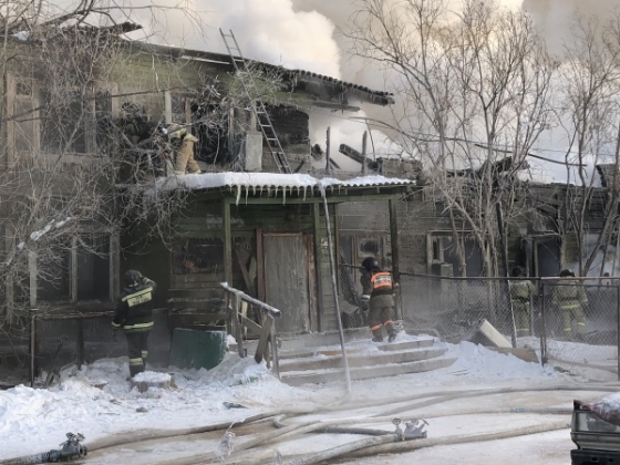 Жильцам сгоревшего дома в Якутске начнут выплачивать материальную помощь