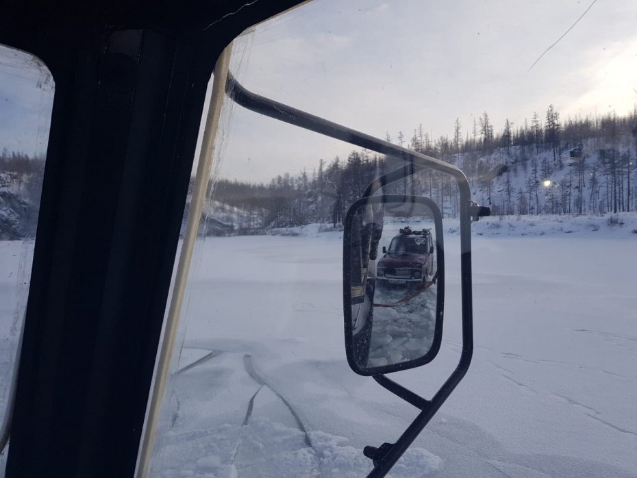 В Южной Якутии на реке Чульман спасены рыбаки