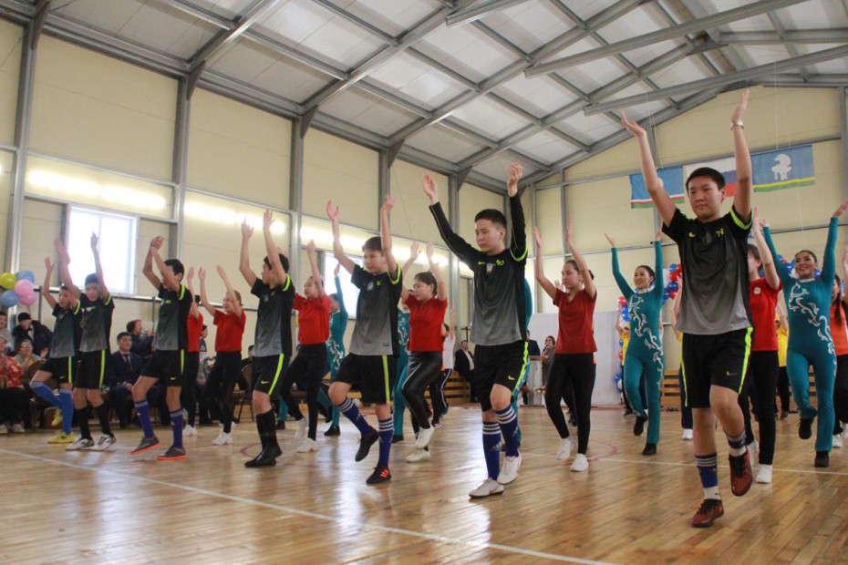 В Усть-Алданском районе открылся новый спортивный зал