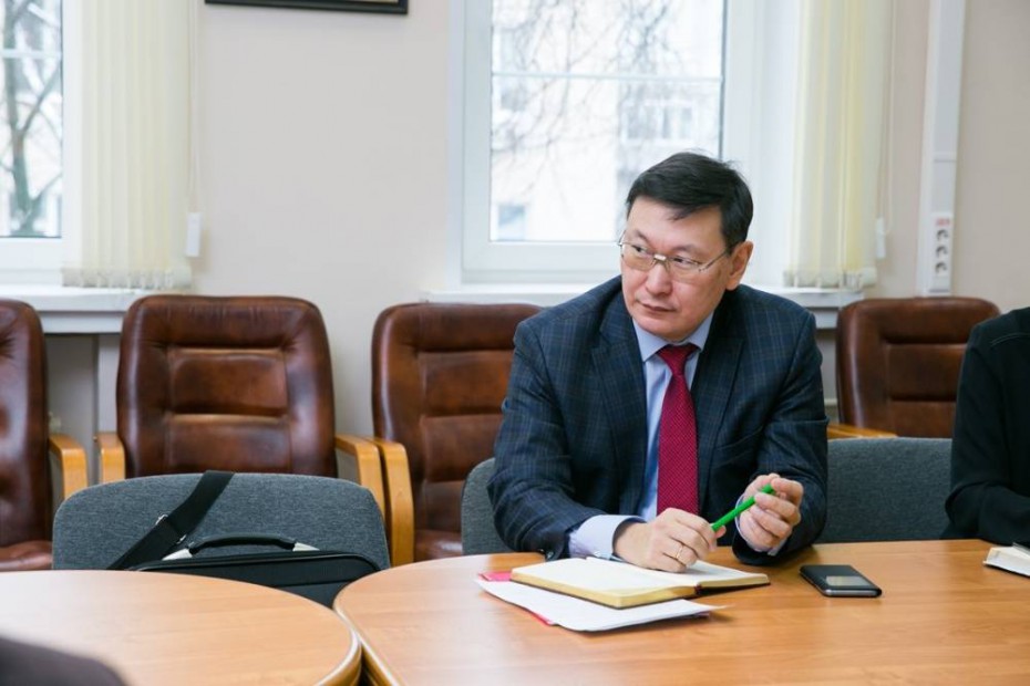 Министр образования Якутии отказался от скандальной цитаты