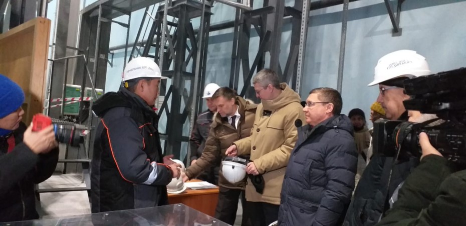 В Якутск прибыл министр строительства и ЖКХ России Владимир Якушев