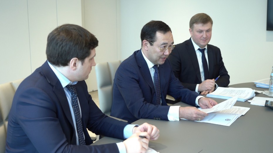 Айсен Николаев встретился с министром экономического развития РФ Максимом Решетниковым