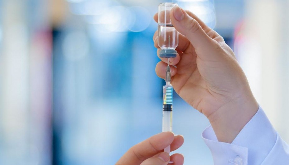 Первые образцы вакцины от нового коронавируса могут быть доступны в августе — сентябре