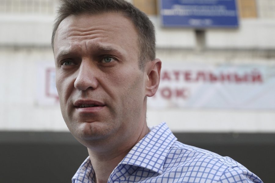 Основатель ФБК Алексей Навальный впал в кому после отравления