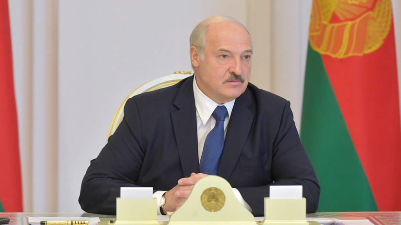 "Я не хочу, чтобы Беларусь вернулась в 90-е". Лукашенко заявил, что не намерен «отдавать власть»