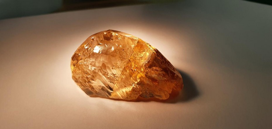 АЛРОСА реализовала крупные алмазы в Дубае на $8,7 млн