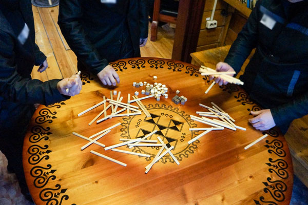 Осужденные в Якутии участвуют в соревнованиях по якутским настольным играм