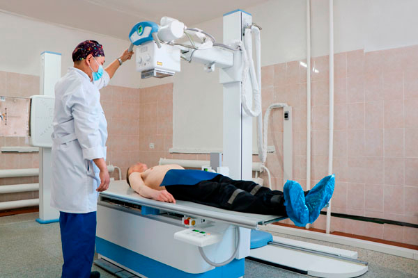 Новый рентгенодиагностический аппарат установлен в ЛИУ-5 в Якутии