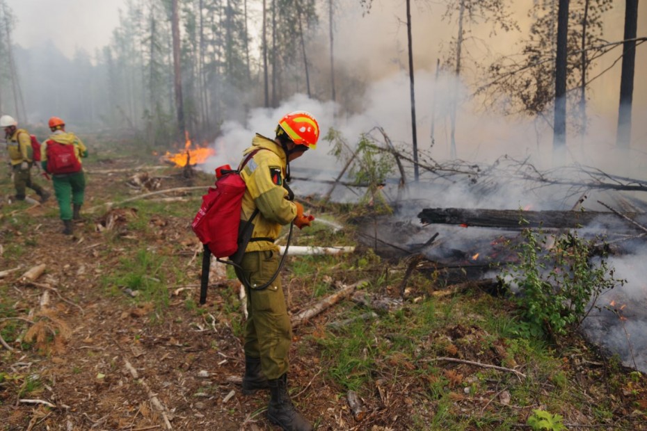 Федеральная авиалесоохрана начинает взpывные работы для тушения пожаров в Якутии