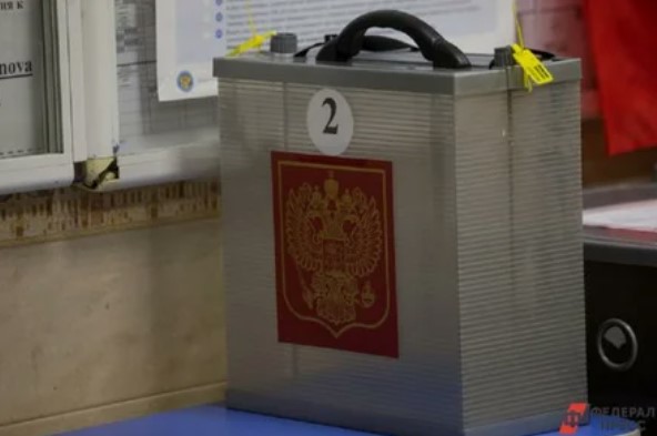 ЦИК заверил списки кандидатов "Единой России" для участия в выборах в Госдуму