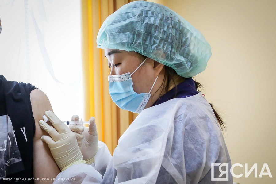 В Якутию поступило 6000 доз вакцин от коронавируса