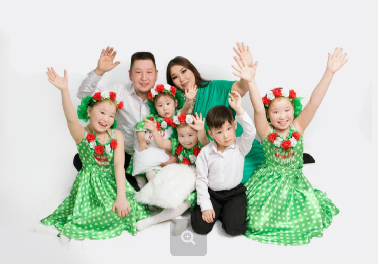Семья Егоровых из Якутии одержала победу в номинации «Многодетная семья» Всероссийского конкурса «Семья года»