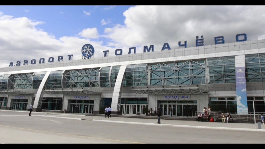 Пассажиры S7 застряли в Новосибирске и за свой счет покупают новые билеты до Якутска