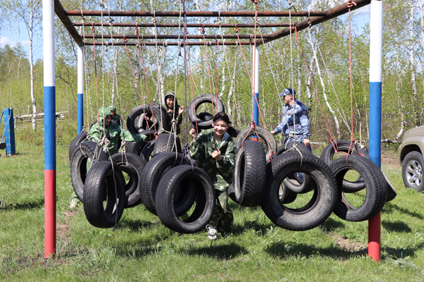 В Якутске для детей сотрудников УФСИН проведена военно-патриотическая игра «Зарница» 