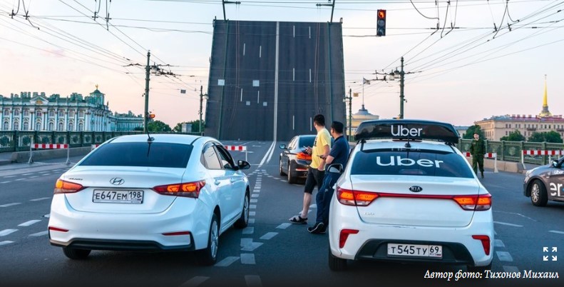 Закон о белых такси приняли в Петербурге