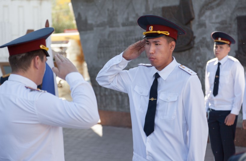 В День флага РФ сотрудники УФСИН Якутии приняли присягу