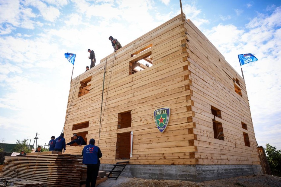 В Якутске завершается строительство строительство дома для семьи участника СВО Павла Моякунова