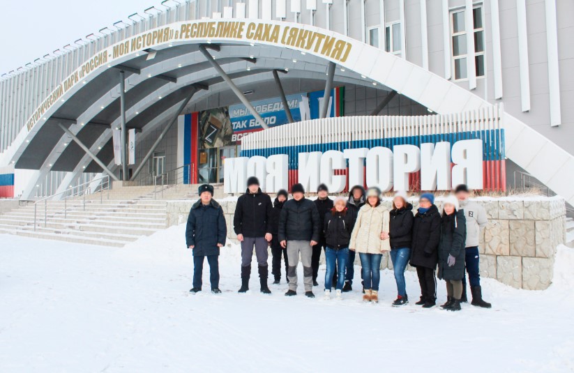 В Якутске осужденные посетили экспозицию «От великих потрясений к Великой Победе»