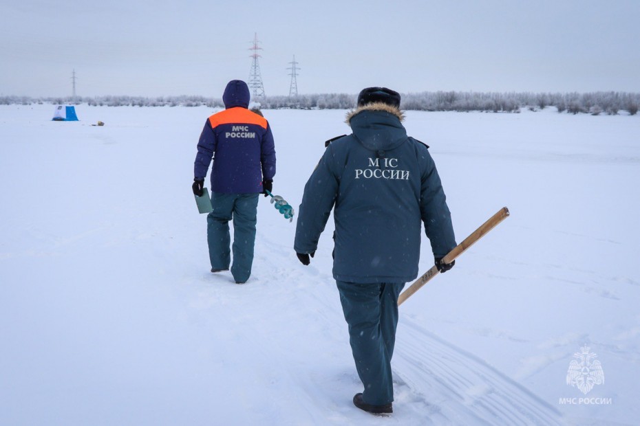 Еще две ледовые переправы открылись в Якутии