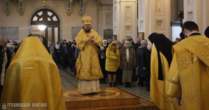 Архиепископ Якутский и Ленский Роман награжден орденом Дружбы