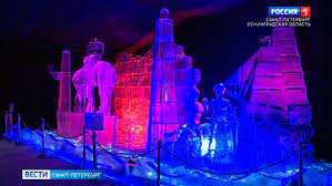 В Петропавловской крепости Петербурга открылся фестиваль ледовых скульптур