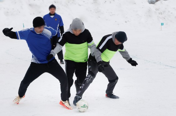 Осужденные из колоний Якутии сыграли в футбол в исправительной колонии №6