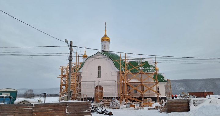 Новый храм освятят в поселке Витим в Якутии