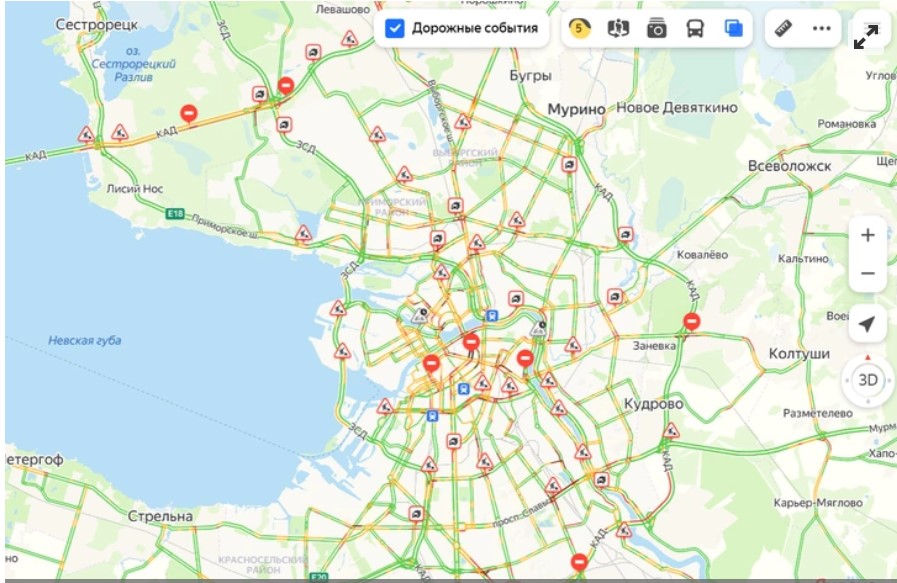 В Петербурге из-за сильного дождя на дорогах 10-балльные пробки 