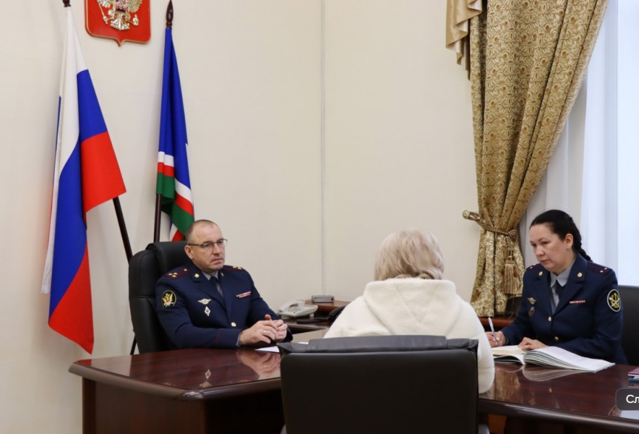 Начальник УФСИН Якутии Василий Седрисев провел прием граждан в приемной президента 